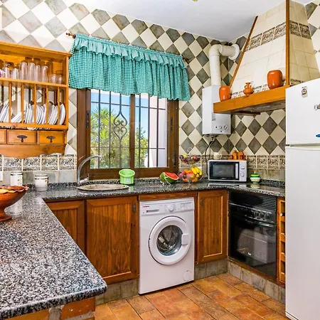 Familia Amaya Gonzalez Landhuis *